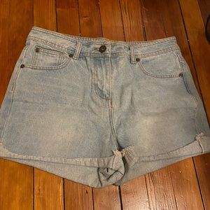 Authentic Light Denim Vintage Fit Shorts